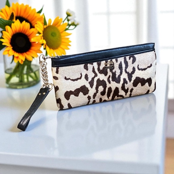 Coach XL Ocelot Calfhair Clutch Wristlet Wallet Legacy Collection Cream Black - Picture 1 of 12
